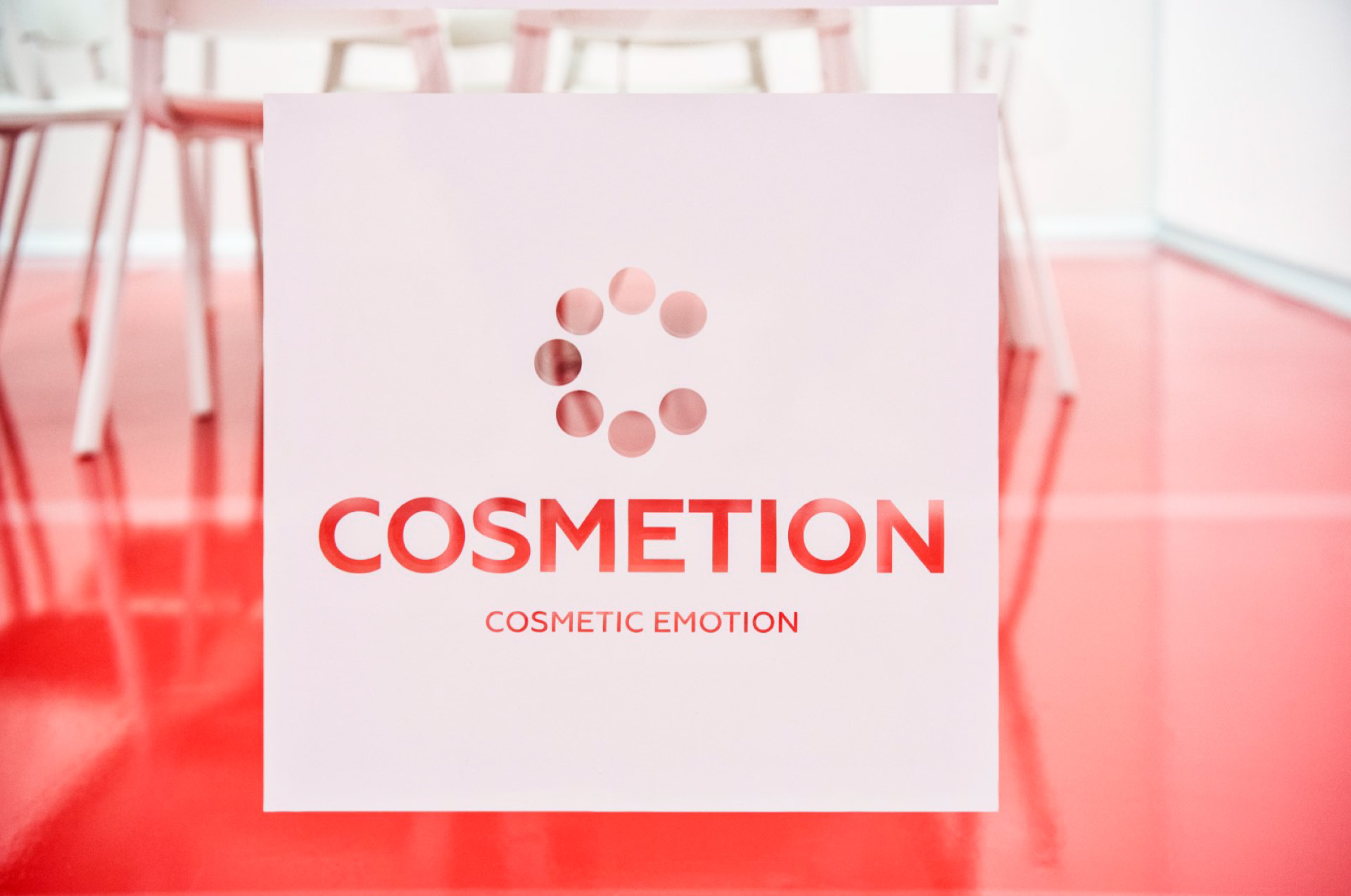 Cosmetion | Studio Magenis
