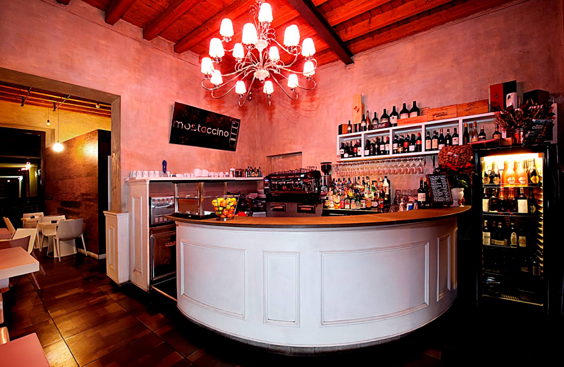 Mostaccino | Studio Magenis